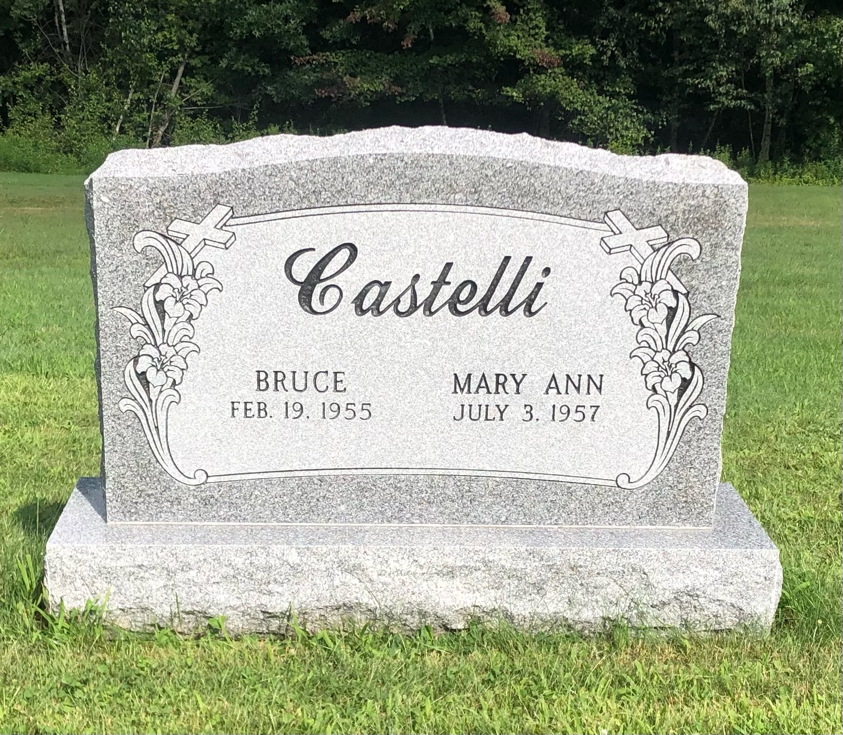 Castelli gray upright monument